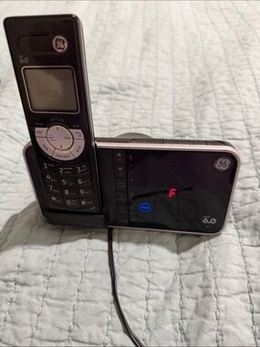 GE 6.0 Digital Ultra Slim Interference Free phone
Works great!


T-34